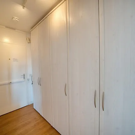 - Haus A, App 0a0702 Lägenhet