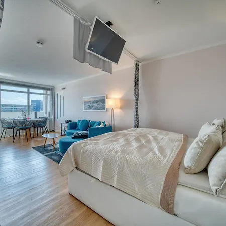 - Haus A, App 0a0702 Lägenhet *